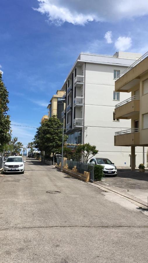 Hotel Glenn Rimini Kültér fotó