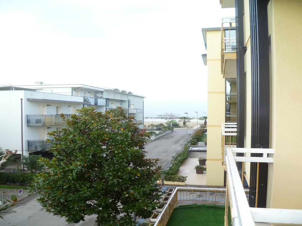 Hotel Glenn Rimini Kültér fotó