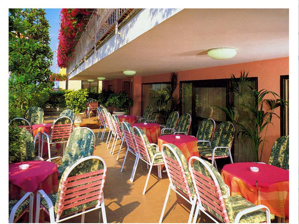 Hotel Glenn Rimini Kültér fotó