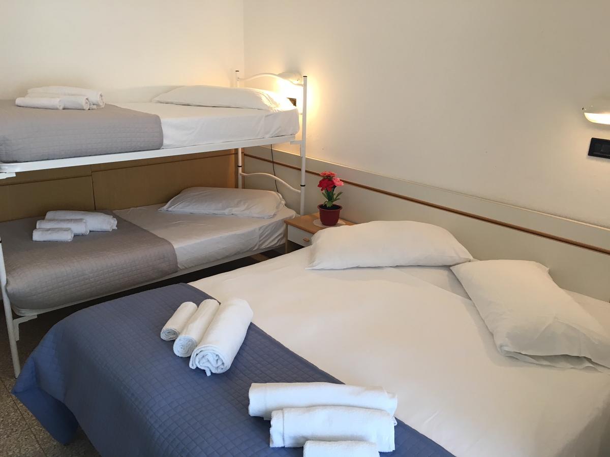 Hotel Glenn Rimini Kültér fotó