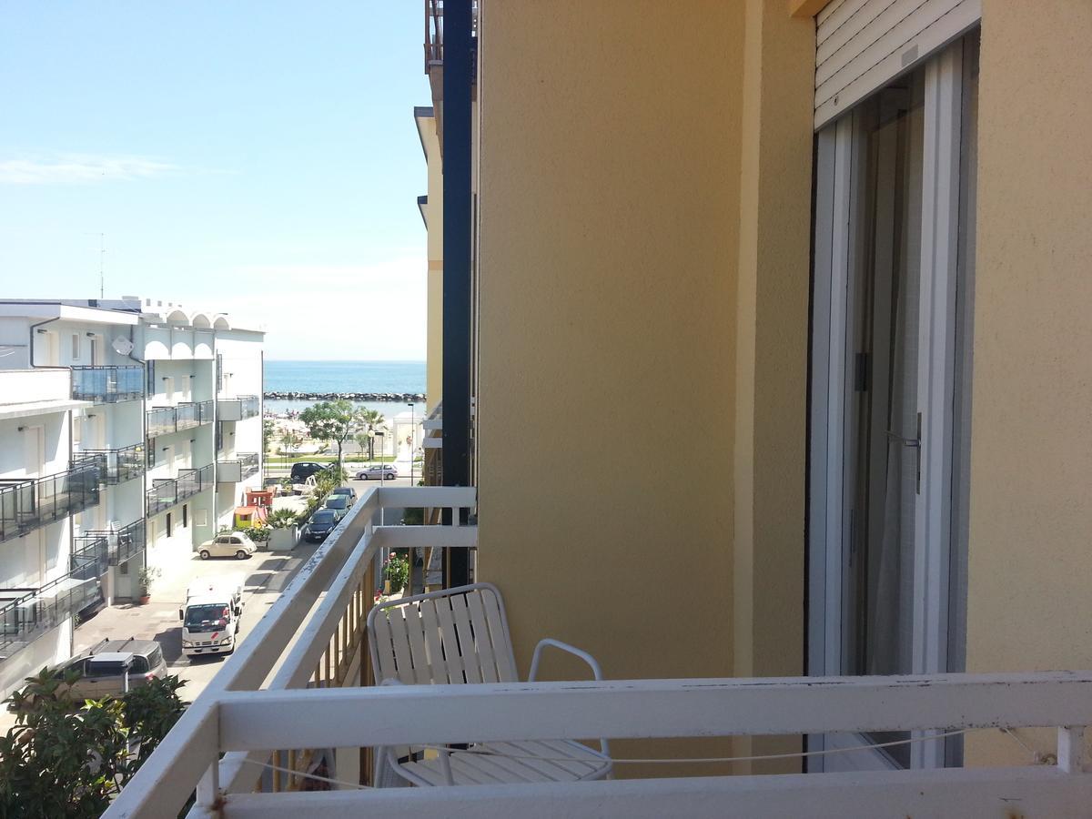 Hotel Glenn Rimini Kültér fotó