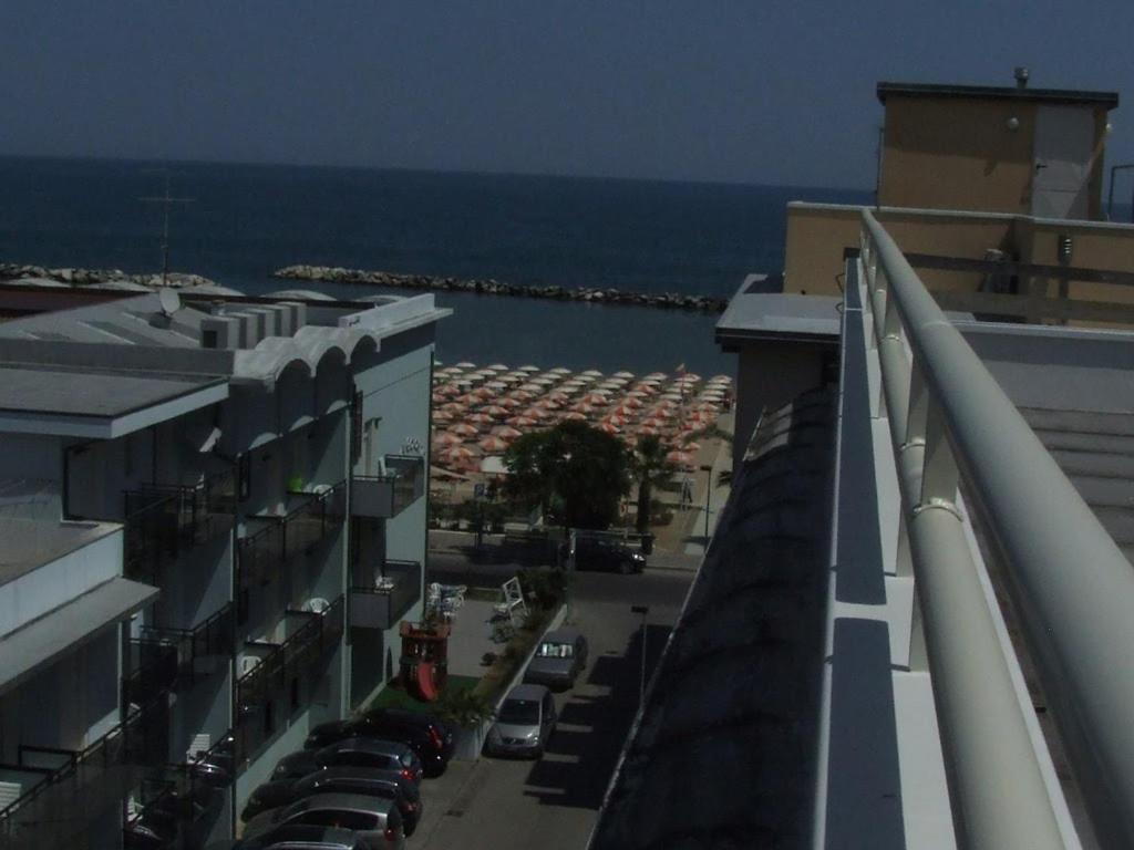 Hotel Glenn Rimini Kültér fotó